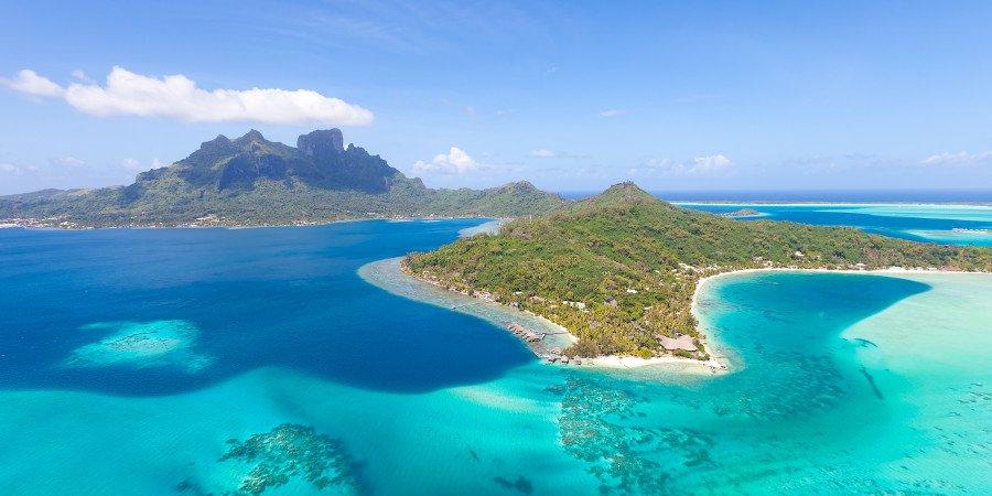La Polinesia vista dall'elicottero